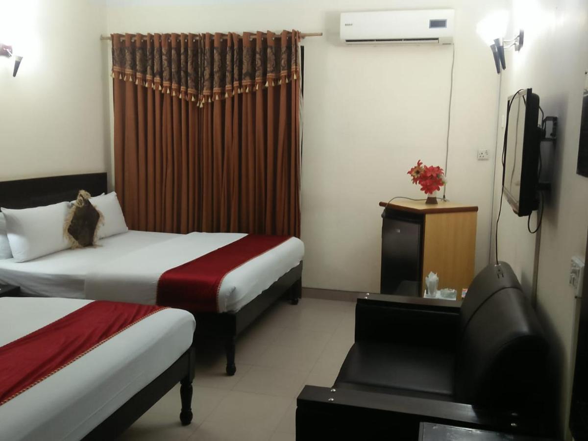 Tourist Inn Hotel Lahore Exterior foto