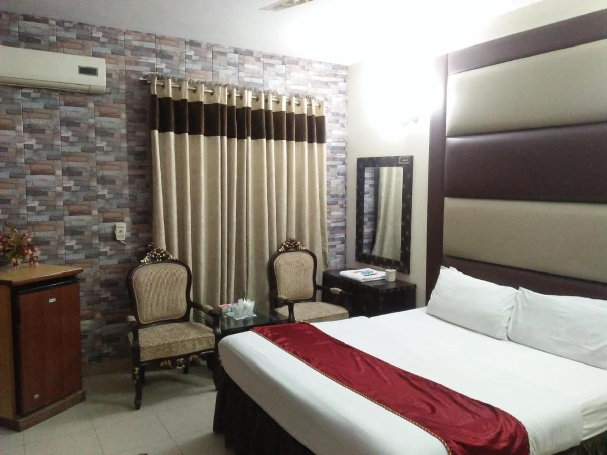 Tourist Inn Hotel Lahore Exterior foto