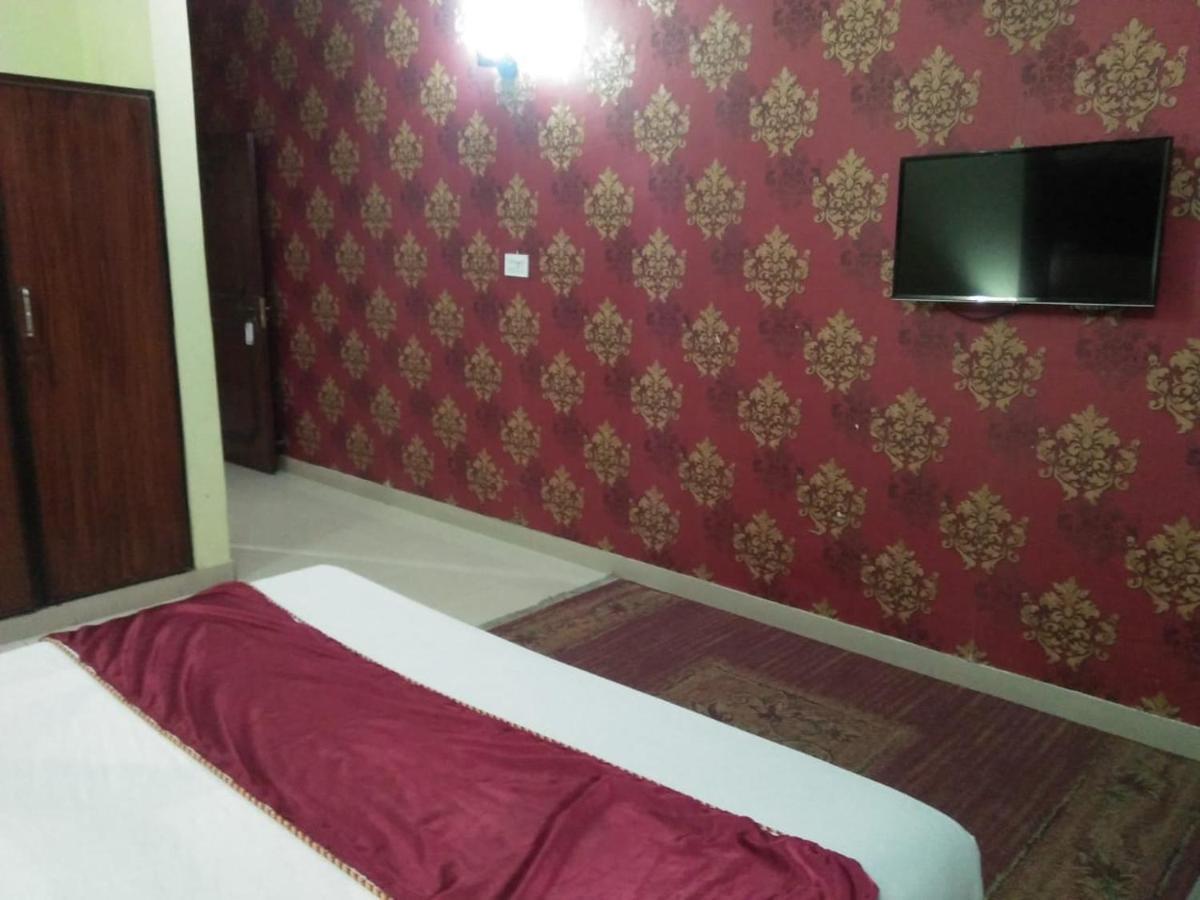 Tourist Inn Hotel Lahore Exterior foto