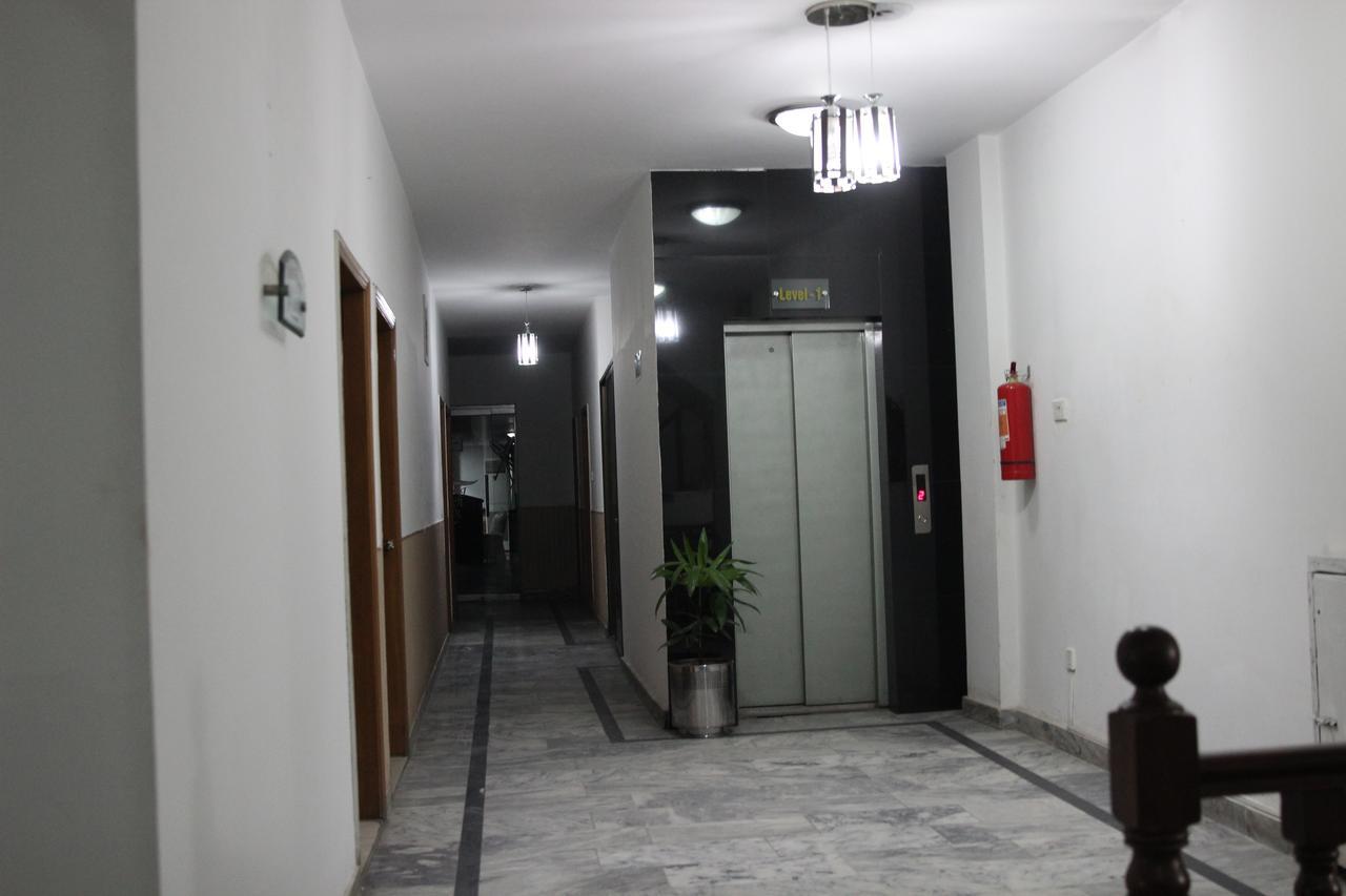 Tourist Inn Hotel Lahore Exterior foto