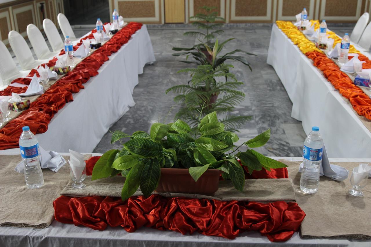 Tourist Inn Hotel Lahore Exterior foto