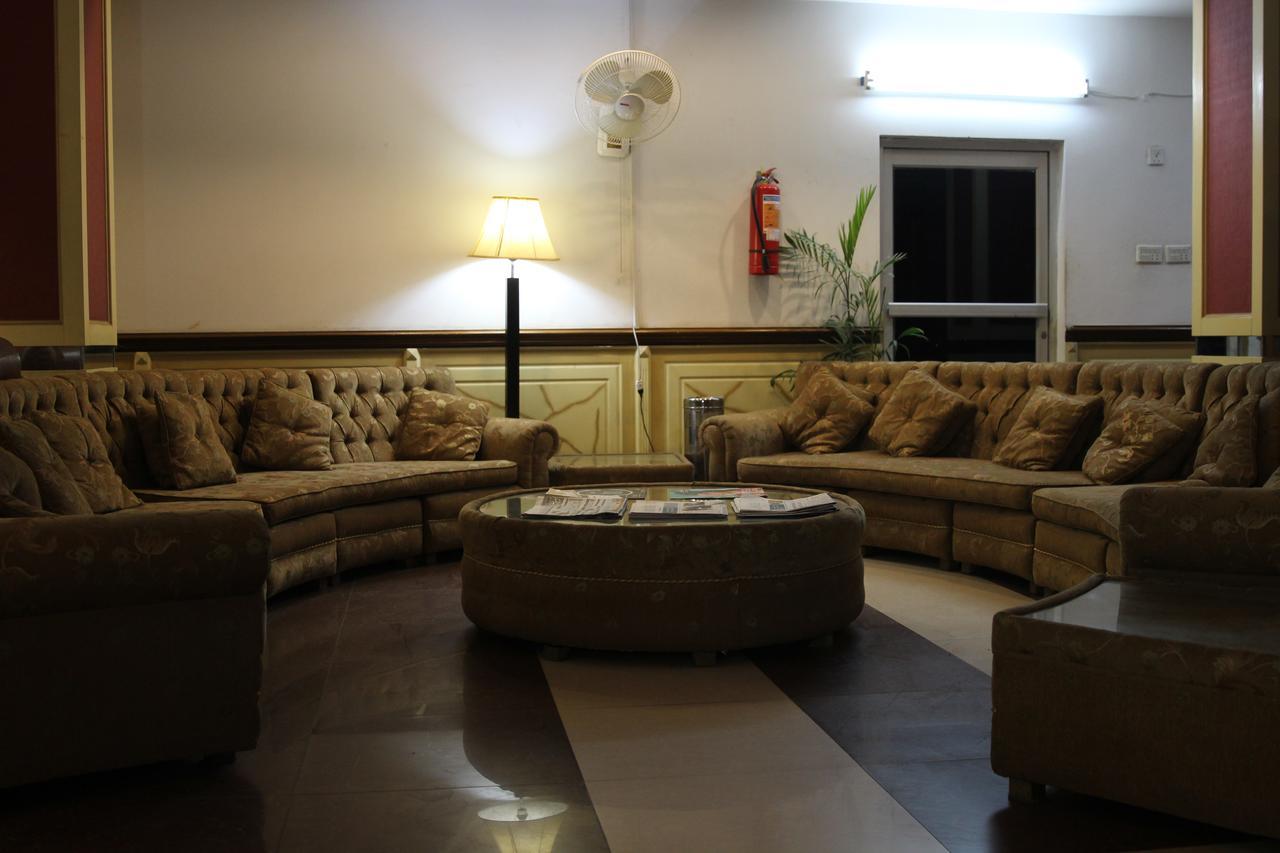 Tourist Inn Hotel Lahore Exterior foto