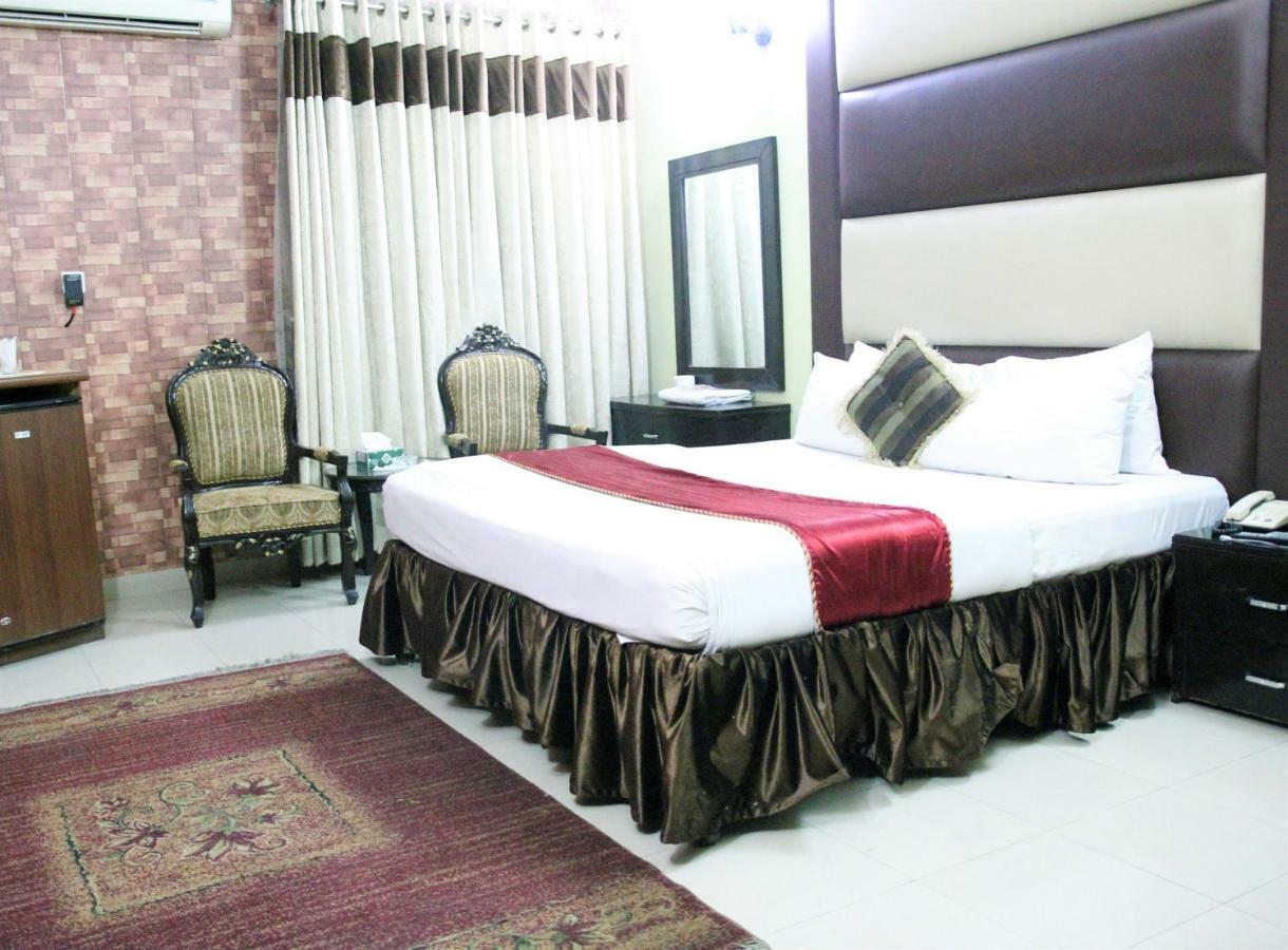 Tourist Inn Hotel Lahore Exterior foto